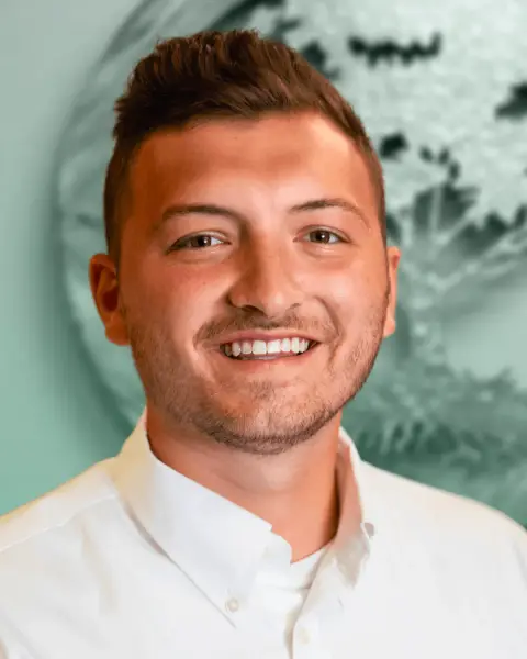 Evan Cuomo, Associate Broker
